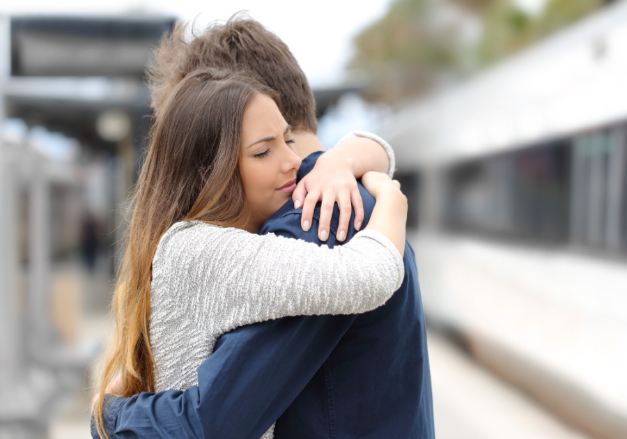 couple hugging freely how to let things go in a relationship 