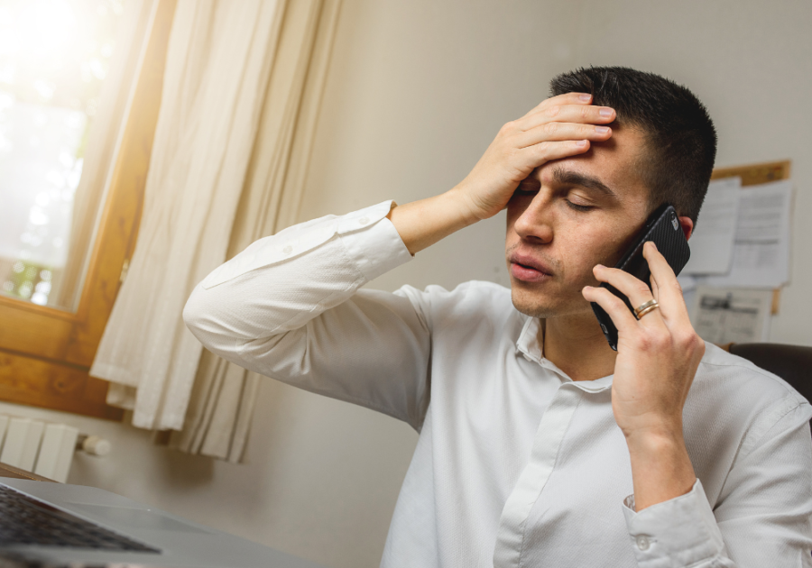 man in the phone feeling indifferent how to stop feeling guilty when you've done nothing wrong 